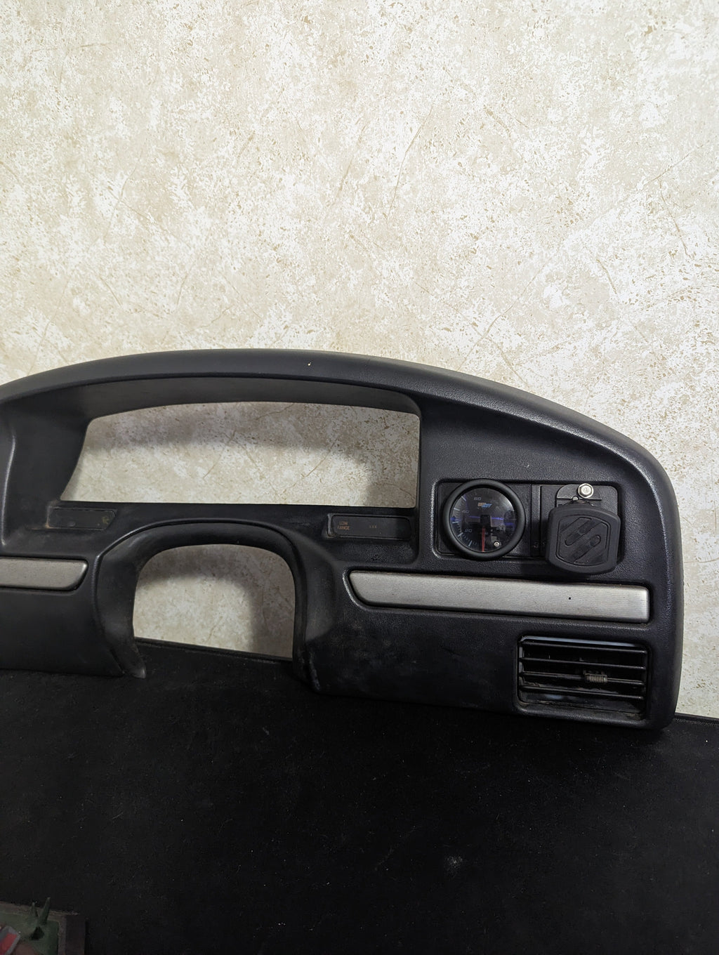 OBS Ford Dash 52mm Gauge Bezel